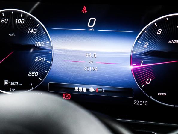 Mercedes-Benz C-Класс V (W206) с пробегом 2023 года, цена 5 148 000 рублей, 35500 км, седан, Автокод Объявления