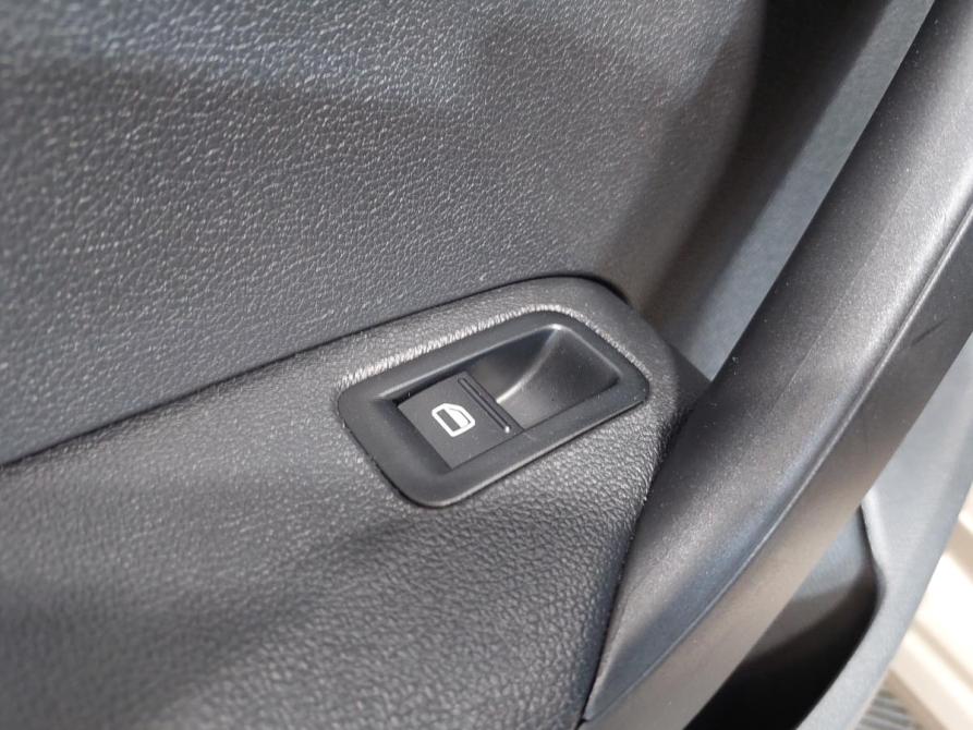 Volkswagen Polo V Рестайлинг Пермь  - изображение 17