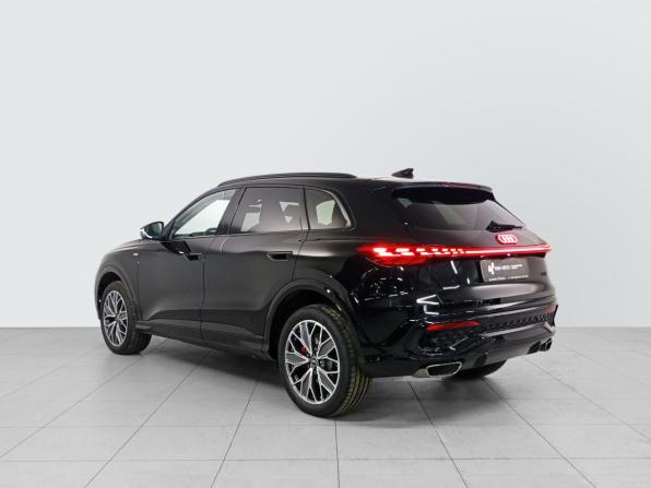 Audi Q5 III (GU) с пробегом 2026 года, цена 6 460 000 рублей, 10 км, внедорожник, Автокод Объявления