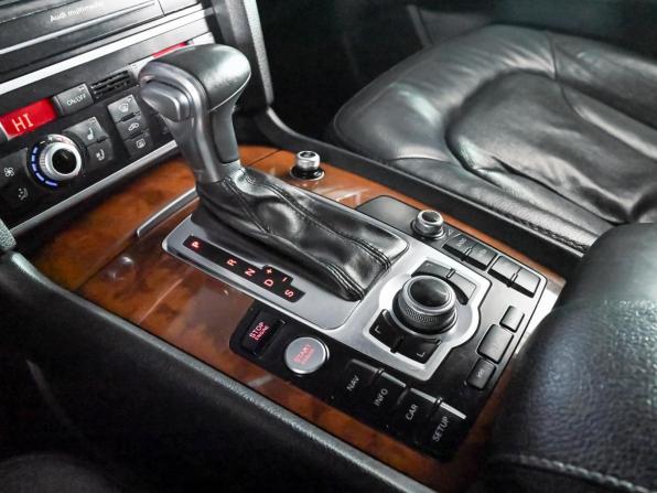 Audi Q7 I (4L) Рестайлинг с пробегом 2015 года, цена 2 300 000 рублей, 161708 км, внедорожник, Автокод Объявления