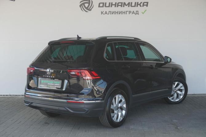Volkswagen Tiguan II Рестайлинг с пробегом 2021 года, цена 2 350 000 рублей, 164091 км, внедорожник, Автокод Объявления
