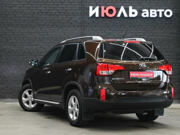 Kia Sorento II Рестайлинг с пробегом 2014 года, цена 1 640 000 рублей, 174965 км, внедорожник, Автокод Объявления