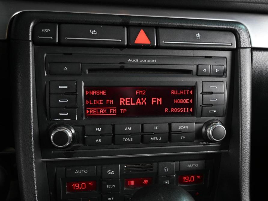 Audi A4 III (B7) Ростов-на-Дону  - изображение 12