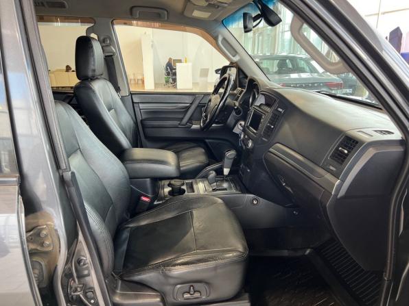 Mitsubishi Pajero IV Рестайлинг 1 с пробегом 2012 года, цена 1 905 900 рублей, 248680 км, внедорожник, Автокод Объявления