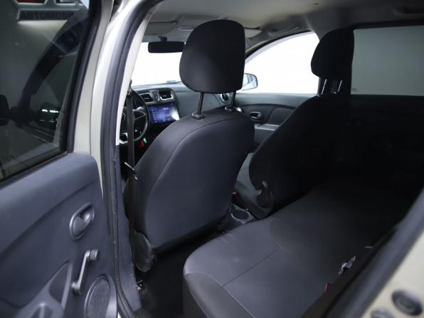Renault Sandero II Рестайлинг с пробегом 2019 года, цена 850 000 рублей, 165112 км, хэтчбек, Автокод Объявления