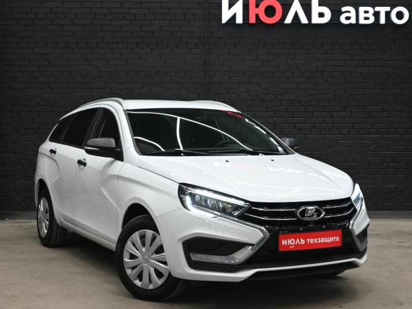 Lada (ВАЗ) Vesta I Рестайлинг (NG) с пробегом 2025 года, цена 1 560 000 рублей, 4745 км, универсал, Автокод Объявления