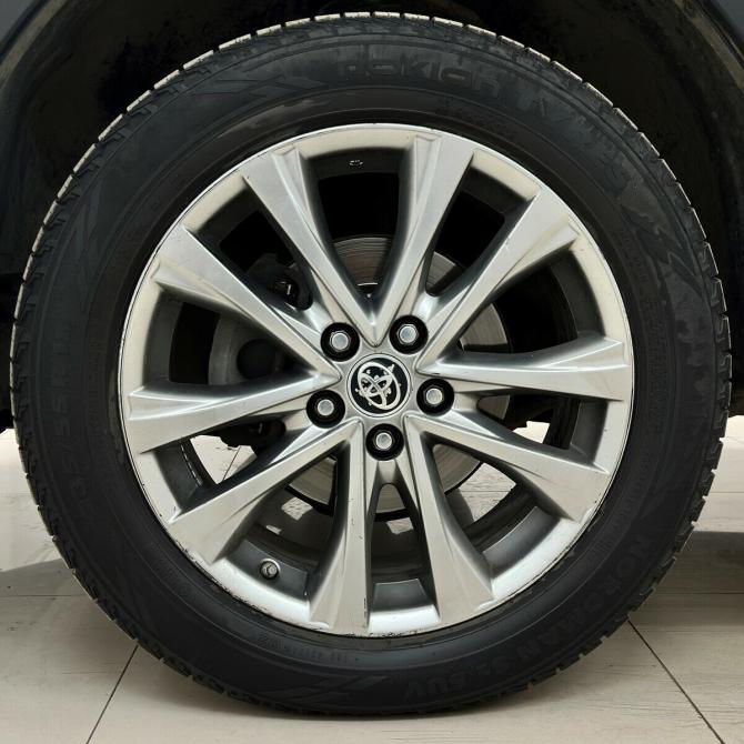 Toyota RAV4 IV (XA40) Рестайлинг Москва  - изображение 17
