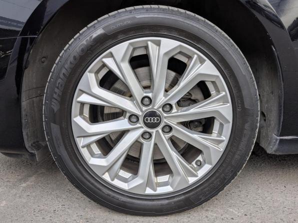Audi A4 V (B9) с пробегом 2020 года, цена 2 795 000 рублей, 101712 км, универсал, Автокод Объявления