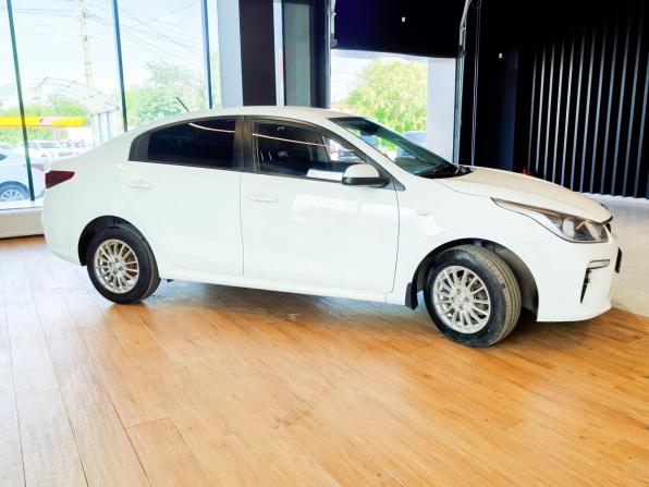 Kia Rio IV с пробегом 2020 года, цена 1 002 700 рублей, 252166 км, седан, Автокод Объявления