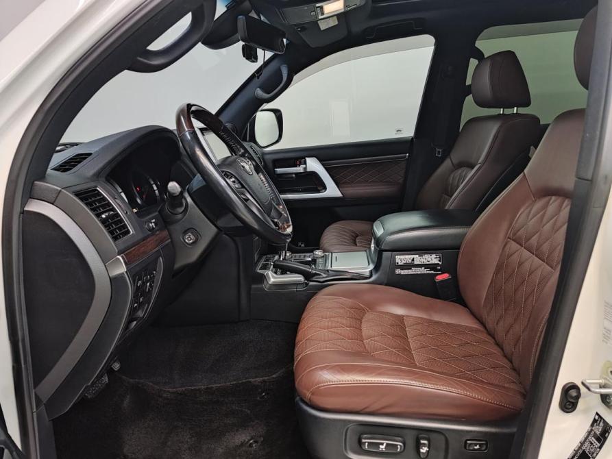 Toyota Land Cruiser 200 Series Рестайлинг 2 Барнаул  - изображение 16