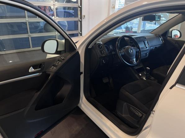 Volkswagen Tiguan I Рестайлинг с пробегом 2013 года, цена 1 564 000 рублей, 175550 км, внедорожник, Автокод Объявления