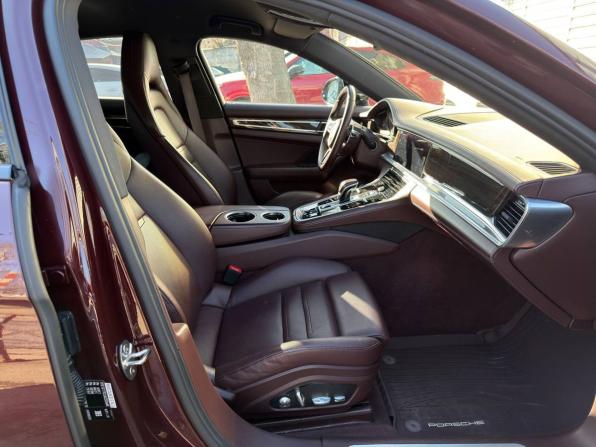 Porsche Panamera II с пробегом 2018 года, цена 7 390 000 рублей, 62261 км, фастбек, Автокод Объявления
