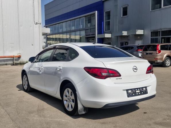 Opel Astra J Рестайлинг с пробегом 2014 года, цена 719 000 рублей, 277163 км, хэтчбек, Автокод Объявления