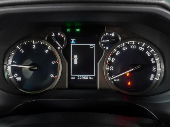 Toyota Land Cruiser Prado 150 Series Рестайлинг 2 с пробегом 2019 года, цена 4 399 000 рублей, 229601 км, внедорожник, Автокод Объявления