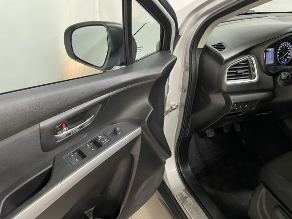 Suzuki SX4 II (S-Cross) Рестайлинг с пробегом 2016 года, цена 1 070 000 рублей, 141104 км, хэтчбек, Автокод Объявления