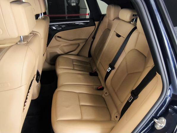 Porsche Macan I с пробегом 2016 года, цена 4 190 000 рублей, 40430 км, внедорожник, Автокод Объявления