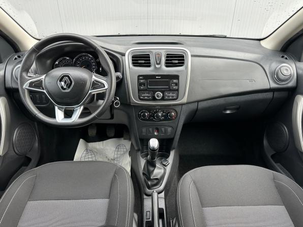 Renault Sandero II Рестайлинг с пробегом 2021 года, цена 1 502 000 рублей, 17700 км, хэтчбек, Автокод Объявления