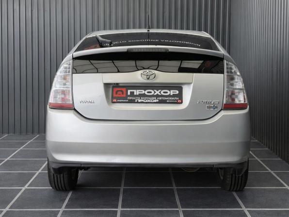 Toyota Prius II Рестайлинг (XW20) с пробегом 2007 года, цена 547 000 рублей, 165000 км, лифтбек, Автокод Объявления