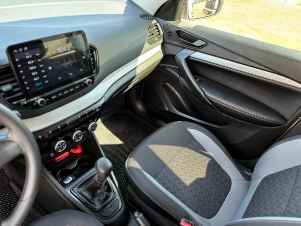 Lada (ВАЗ) Vesta I Рестайлинг (NG) с пробегом 2024 года, цена 1 330 000 рублей, 27250 км, седан, Автокод Объявления