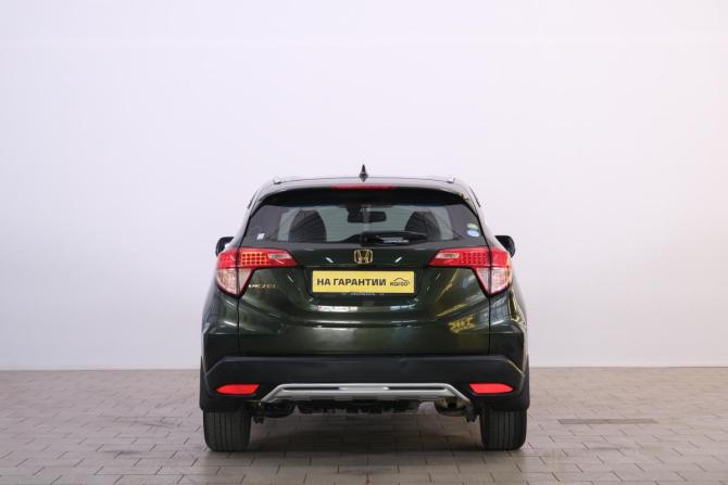 Honda Vezel I с пробегом 2016 года, цена 1 749 000 рублей, 120000 км, внедорожник, Автокод Объявления