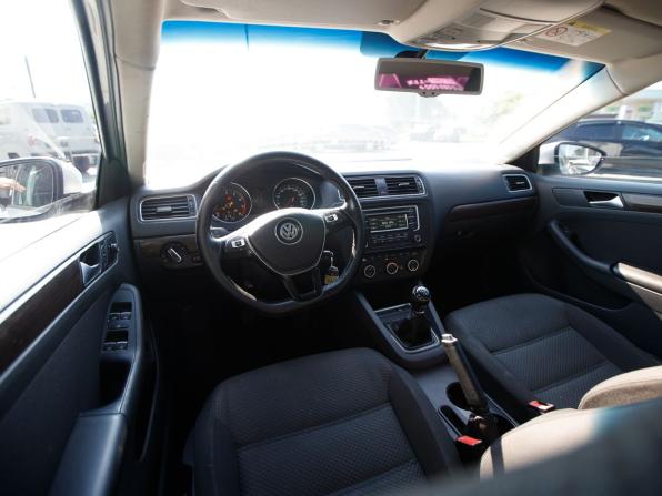 Volkswagen Jetta VI Рестайлинг с пробегом 2016 года, цена 850 000 рублей, 247031 км, седан, Автокод Объявления