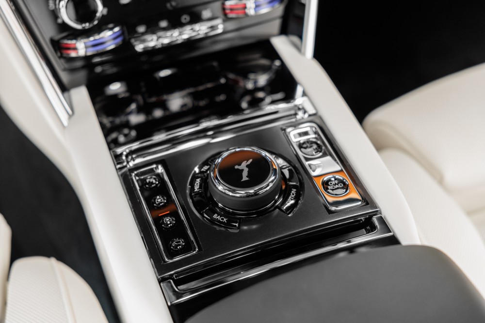 Rolls-Royce Cullinan I Рестайлинг Москва  - изображение 37