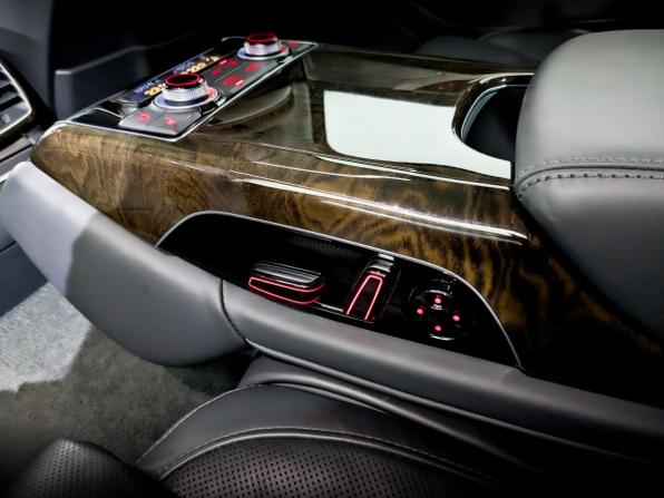 Audi A8 III (D4) Рестайлинг с пробегом 2016 года, цена 3 500 000 рублей, 90722 км, седан, Автокод Объявления