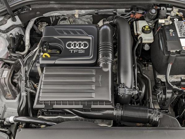 Audi A3 III (8V) Рестайлинг с пробегом 2019 года, цена 2 300 000 рублей, 76148 км, седан, Автокод Объявления