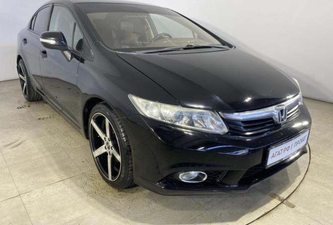 Honda Civic IX с пробегом 2012 года, цена 850 000 рублей, 211034 км, седан, Автокод Объявления