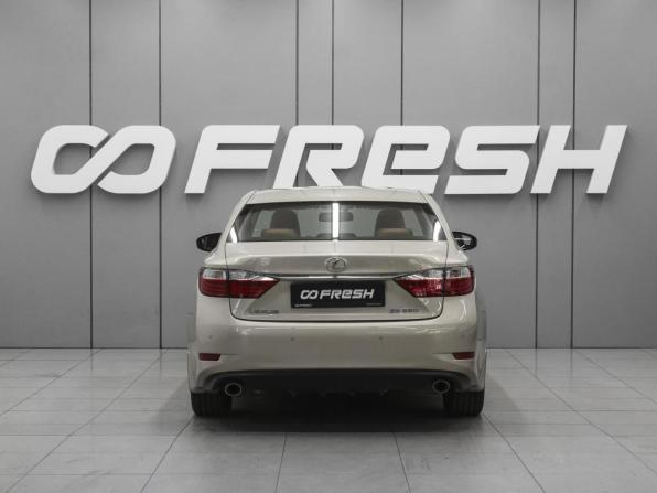 Lexus ES VI с пробегом 2014 года, цена 2 199 000 рублей, 208490 км, седан, Автокод Объявления