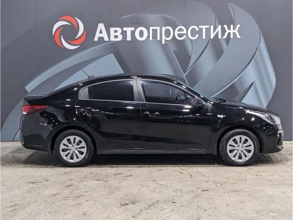 Kia Rio IV с пробегом 2017 года, цена 1 195 000 рублей, 140850 км, седан, Автокод Объявления