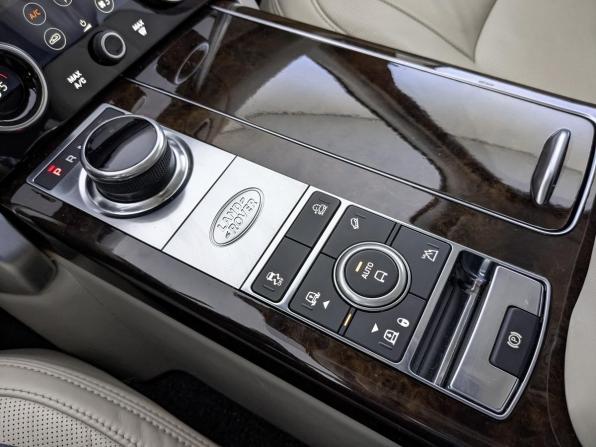 Land Rover Range Rover IV Рестайлинг с пробегом 2021 года, цена 10 250 000 рублей, 78222 км, внедорожник, Автокод Объявления
