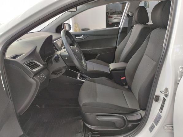 Hyundai Solaris II с пробегом 2020 года, цена 1 398 000 рублей, 114830 км, седан, Автокод Объявления