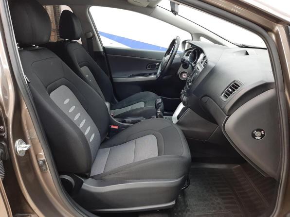 Kia Ceed II с пробегом 2014 года, цена 990 000 рублей, 151865 км, универсал, Автокод Объявления