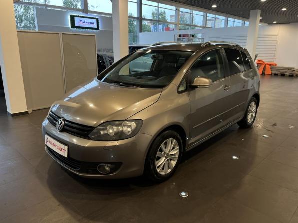 Volkswagen Golf Plus II с пробегом 2012 года, цена 477 500 рублей, 339462 км, хэтчбек, Автокод Объявления
