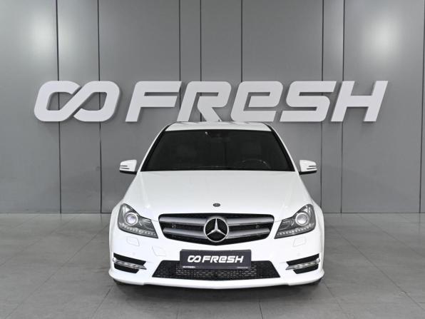 Mercedes-Benz C-Класс III (W204) Рестайлинг с пробегом 2012 года, цена 1 519 000 рублей, 246859 км, седан, Автокод Объявления