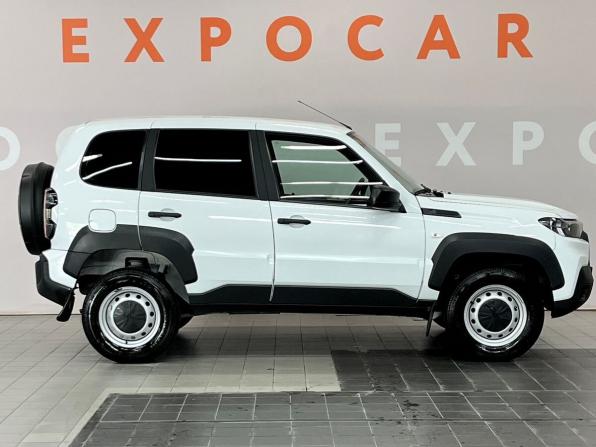 Lada (ВАЗ) Niva Travel I с пробегом 2024 года, цена 1 149 000 рублей, 42825 км, внедорожник, Автокод Объявления
