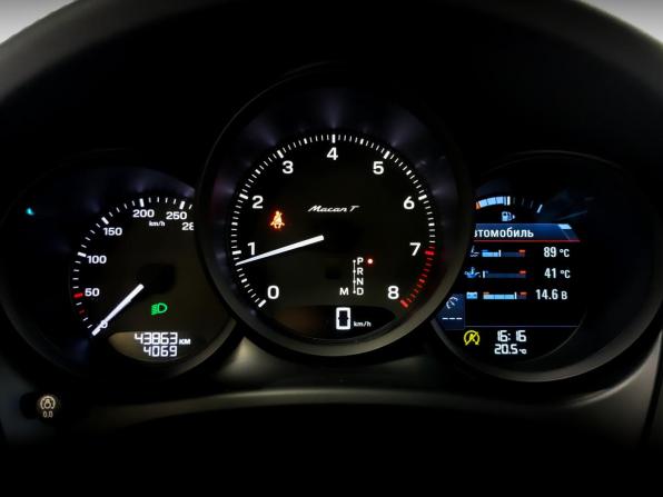 Porsche Macan I Рестайлинг 2 с пробегом 2022 года, цена 6 395 000 рублей, 43860 км, внедорожник, Автокод Объявления