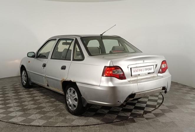 Daewoo Nexia I Рестайлинг с пробегом 2010 года, цена 180 000 рублей, 185303 км, седан, Автокод Объявления