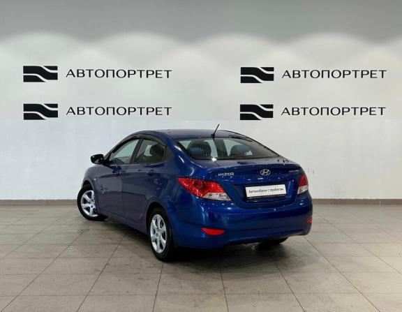 Hyundai Solaris I с пробегом 2013 года, цена 729 000 рублей, 114225 км, седан, Автокод Объявления