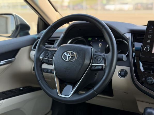 Toyota Camry VIII (XV70) Рестайлинг с пробегом 2021 года, цена 3 350 000 рублей, 74310 км, седан, Автокод Объявления