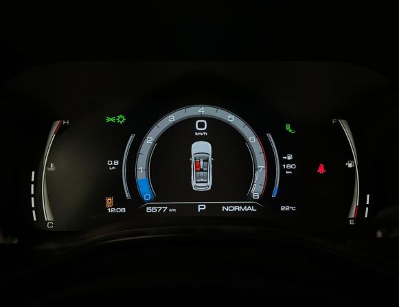 Haval Jolion I Рестайлинг с пробегом 2024 года, цена 2 299 000 рублей, 5519 км, внедорожник, Автокод Объявления