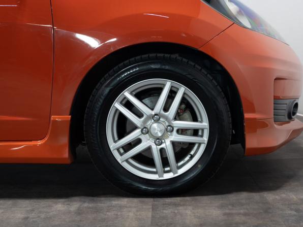 Honda Fit II с пробегом 2011 года, цена 985 000 рублей, 102000 км, хэтчбек, Автокод Объявления