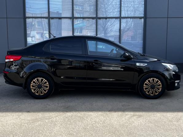 Kia Rio III Рестайлинг с пробегом 2015 года, цена 1 089 000 рублей, 75748 км, седан, Автокод Объявления