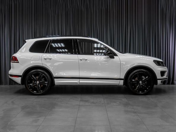 Volkswagen Touareg II Рестайлинг с пробегом 2018 года, цена 3 499 000 рублей, 215427 км, внедорожник, Автокод Объявления