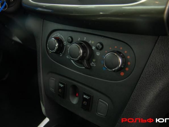 Renault Logan II Рестайлинг с пробегом 2021 года, цена 913 000 рублей, 206086 км, седан, Автокод Объявления