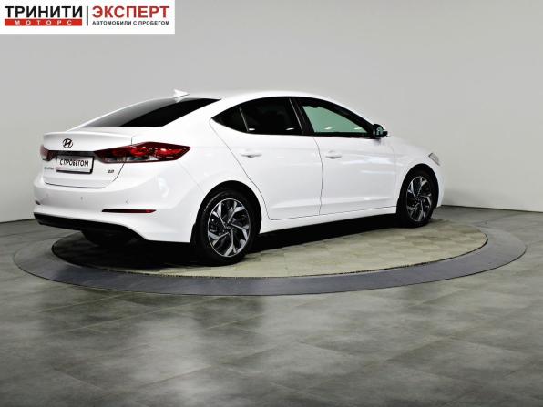 Hyundai Elantra VI (AD) с пробегом 2018 года, цена 1 597 000 рублей, 111528 км, седан, Автокод Объявления