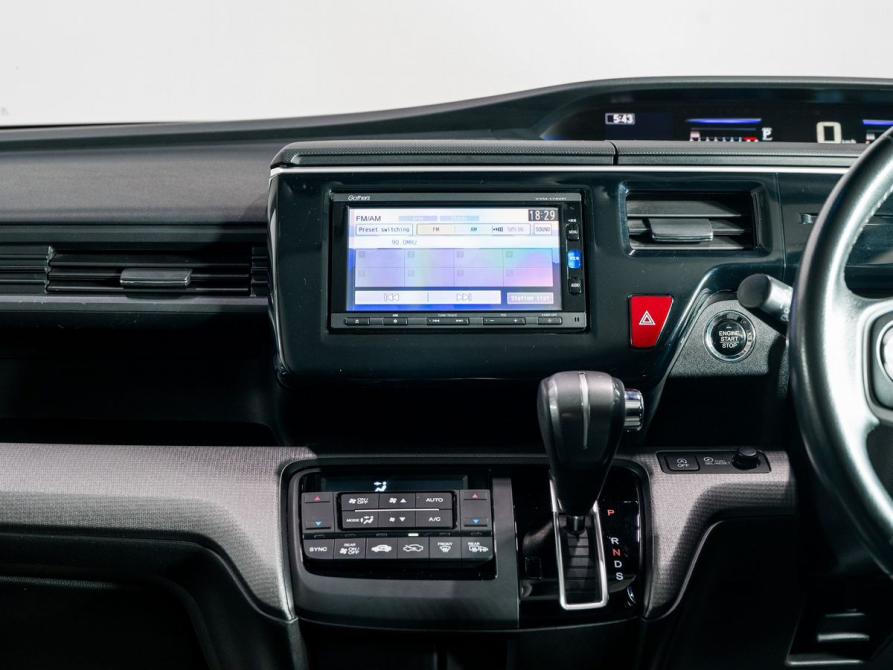 Honda Stepwgn V Чита  - изображение 10