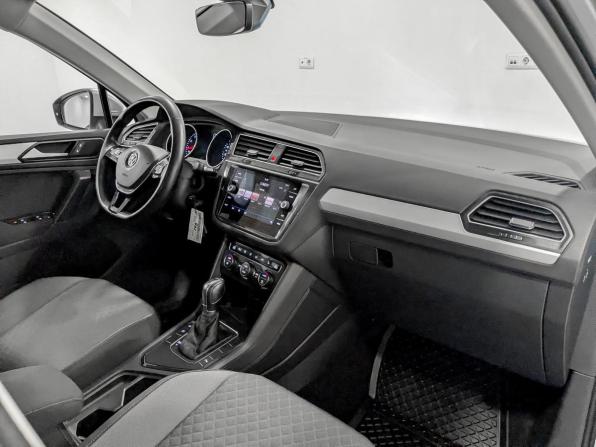Volkswagen Tiguan II с пробегом 2019 года, цена 2 465 000 рублей, 64424 км, внедорожник, Автокод Объявления