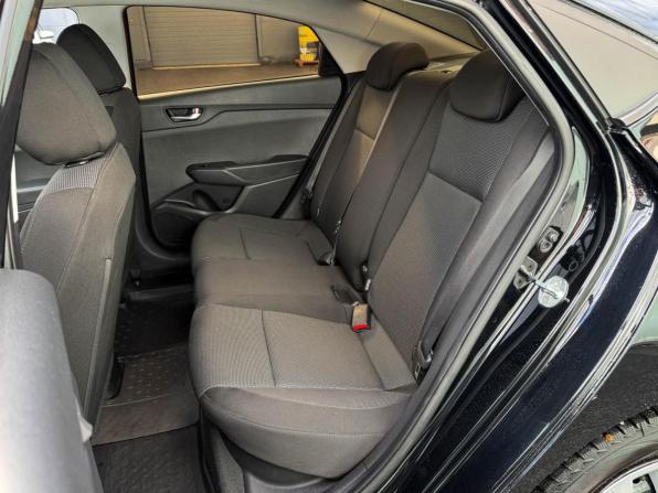Hyundai Solaris II Рестайлинг с пробегом 2021 года, цена 1 459 000 рублей, 80576 км, седан, Автокод Объявления